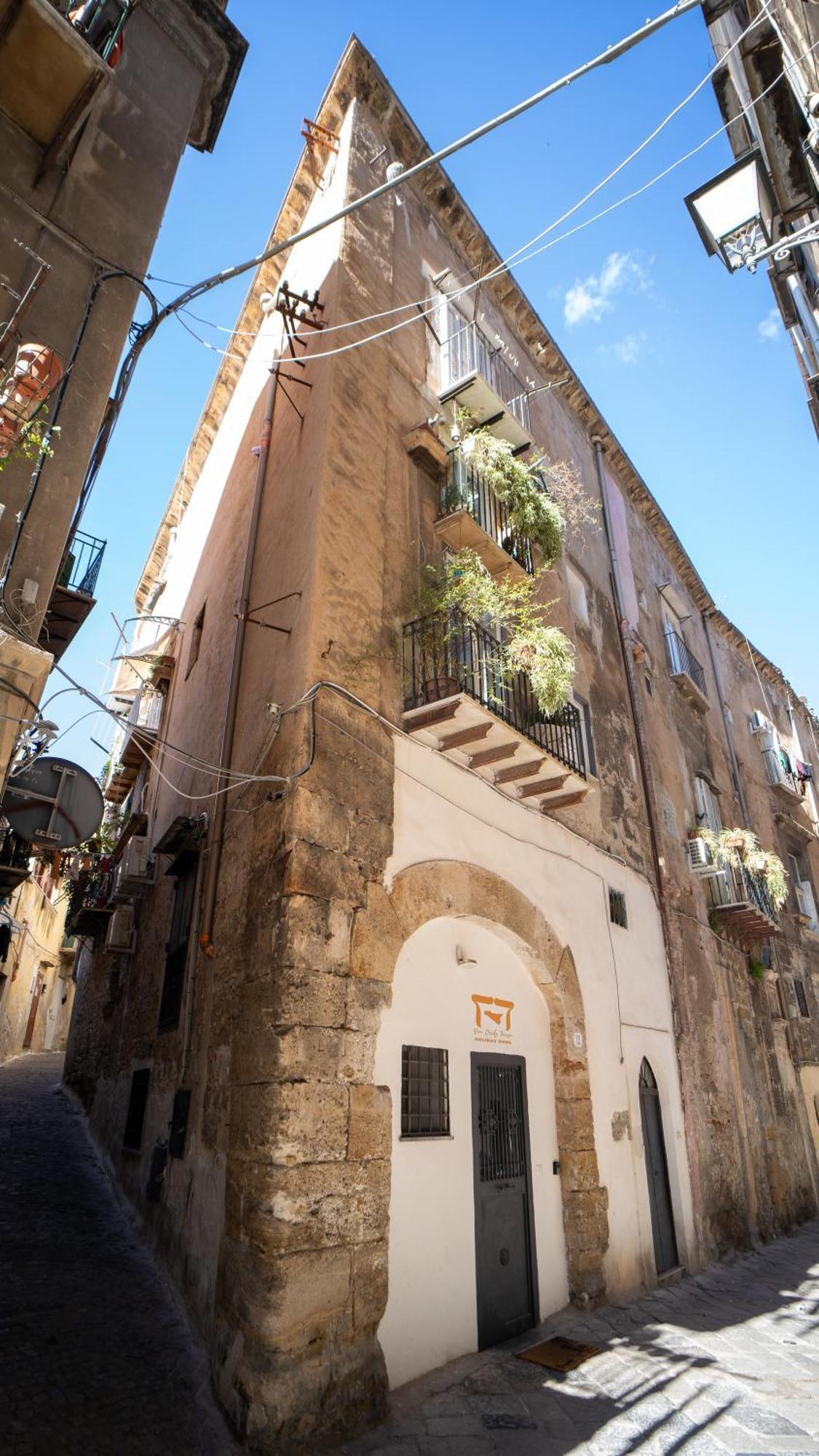 Albergheria Little Home Palermo Eksteriør billede